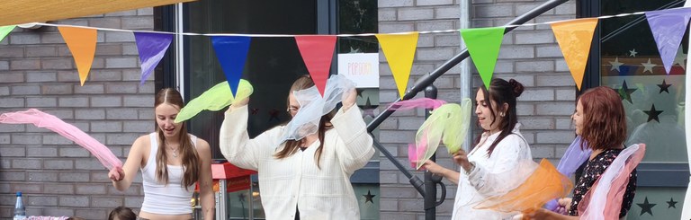Kita-Wuhlesterne-Sommerfest-Impressionen2.jpg Kita-Wuhlesterne-Sommerfest-Impressionen2.jpg